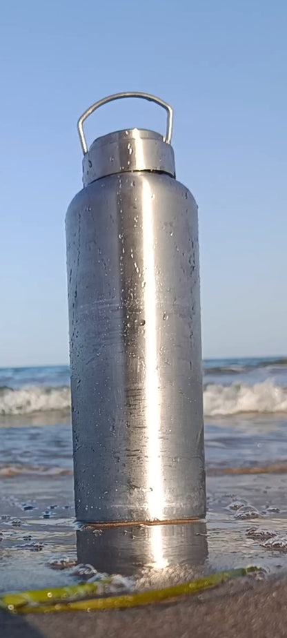 Botella Metis 1,5L de Acero Inox 304 – Ultra Resistente, Apta para Fuego Directo y 100% Acero